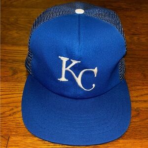 Vintage Kansas City Royals Embroidered Mesh Truckers Adjustable Snapback Cap Hat